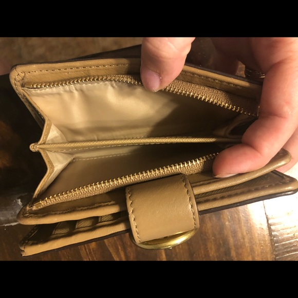 Coach Corner Zip Wallet - Picture 6 of 6